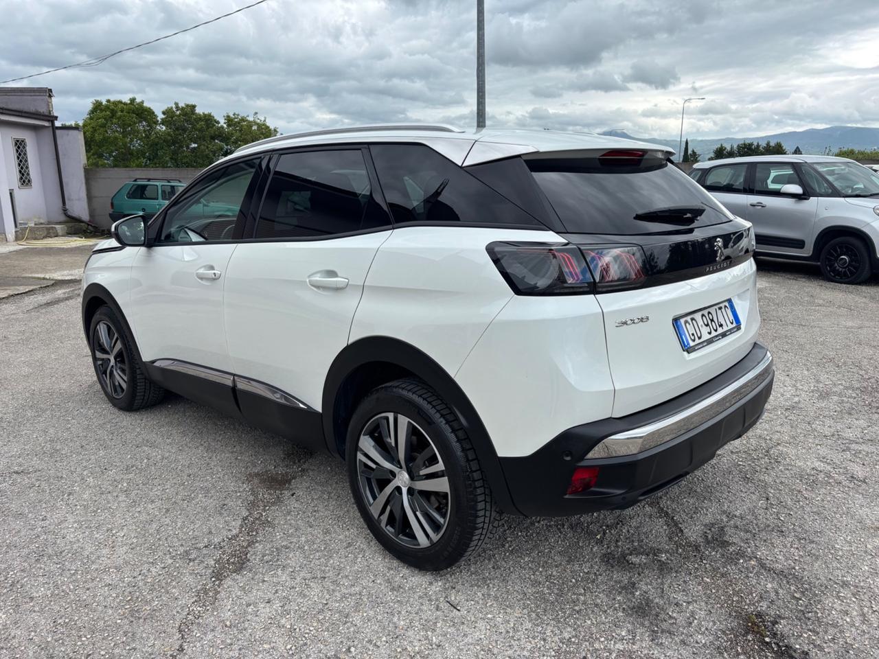 Peugeot 3008 BlueHDi 130 S&S EAT8 Allure