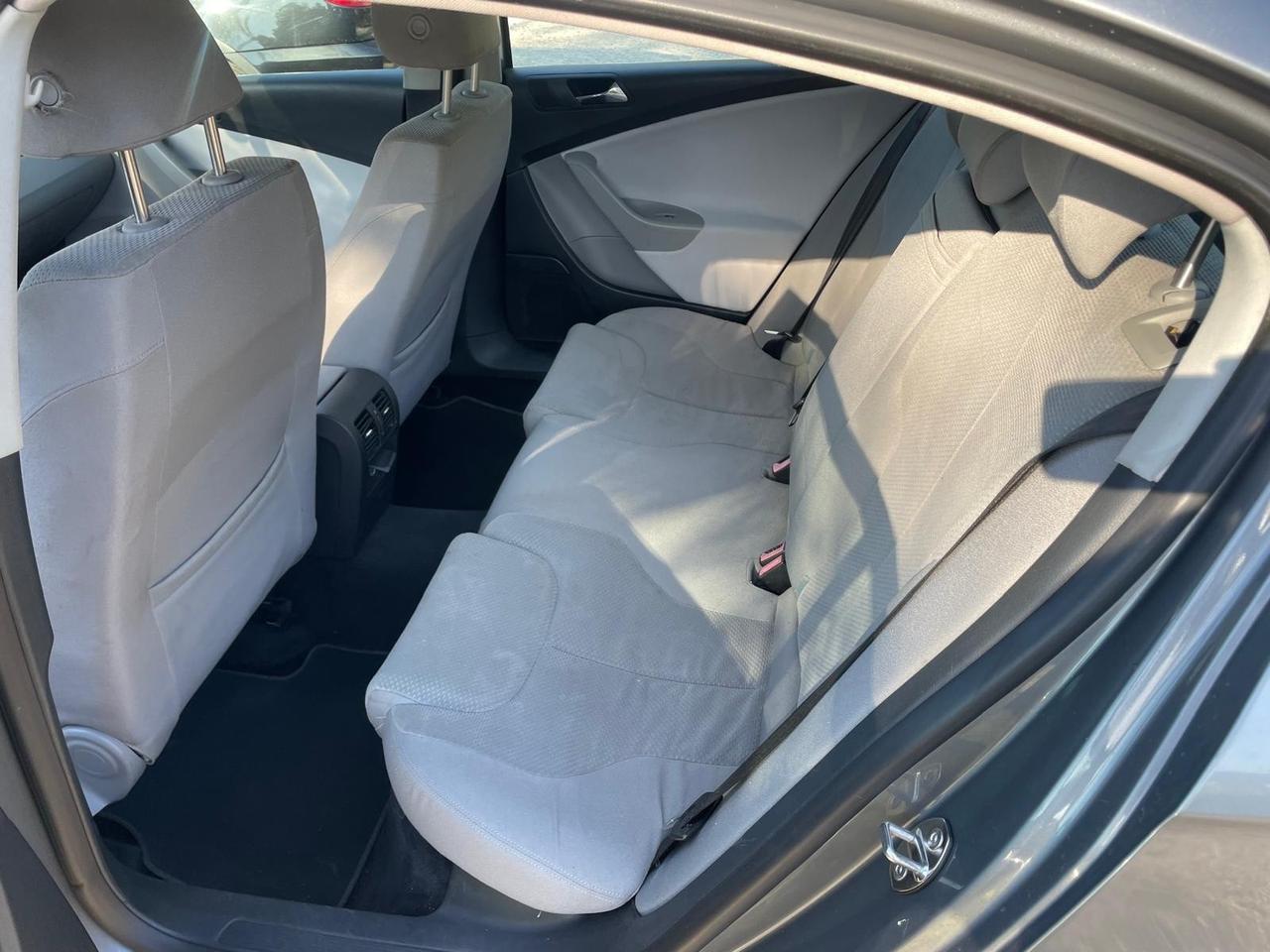 Volkswagen Passat 1.9 TDI/105CV Comfortline