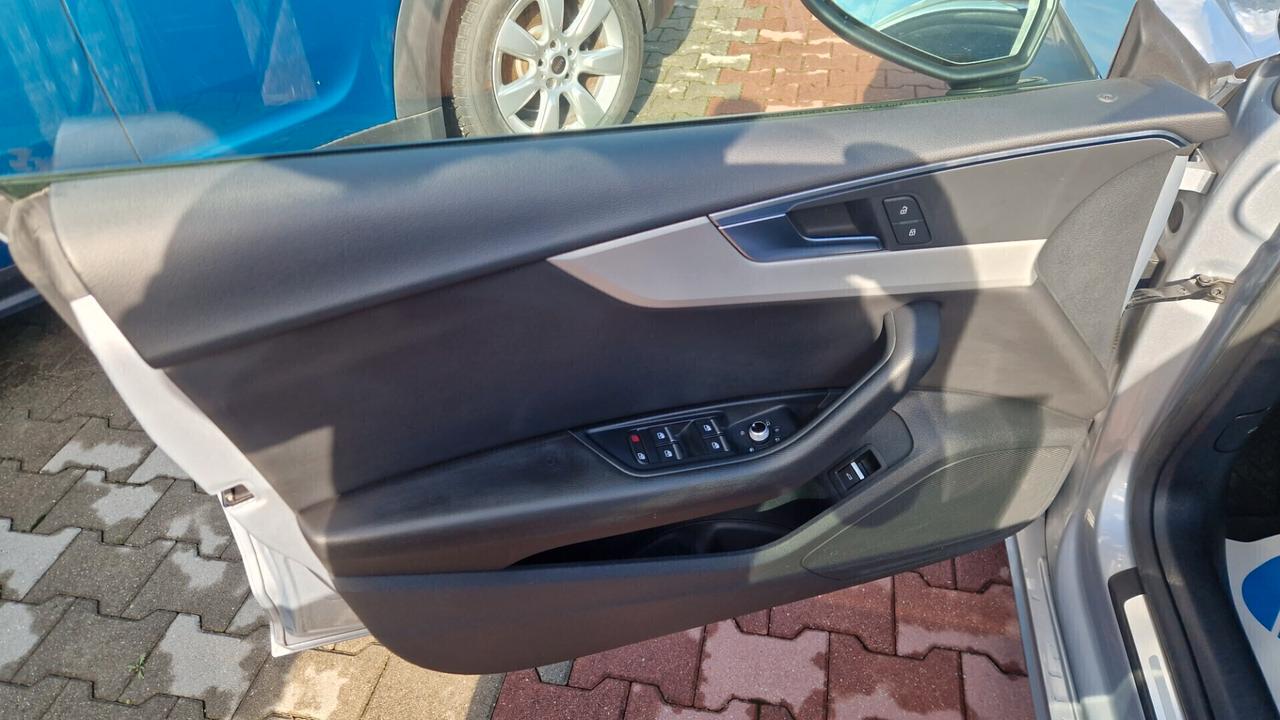 Audi A5 40 2.0 TDI 4x4 S tronic S-line edition