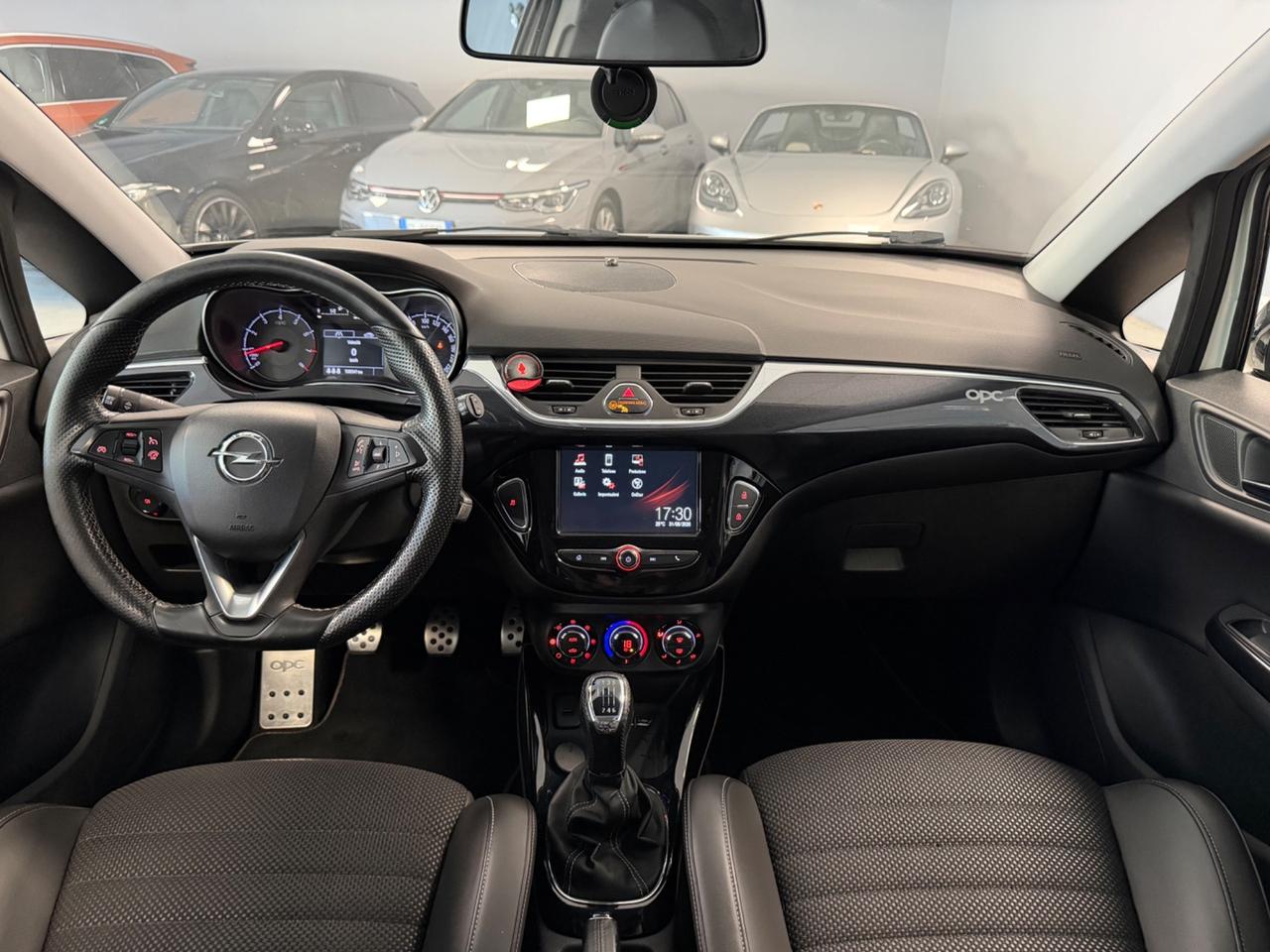 Opel Corsa 1.6 Turbo Coupé OPC