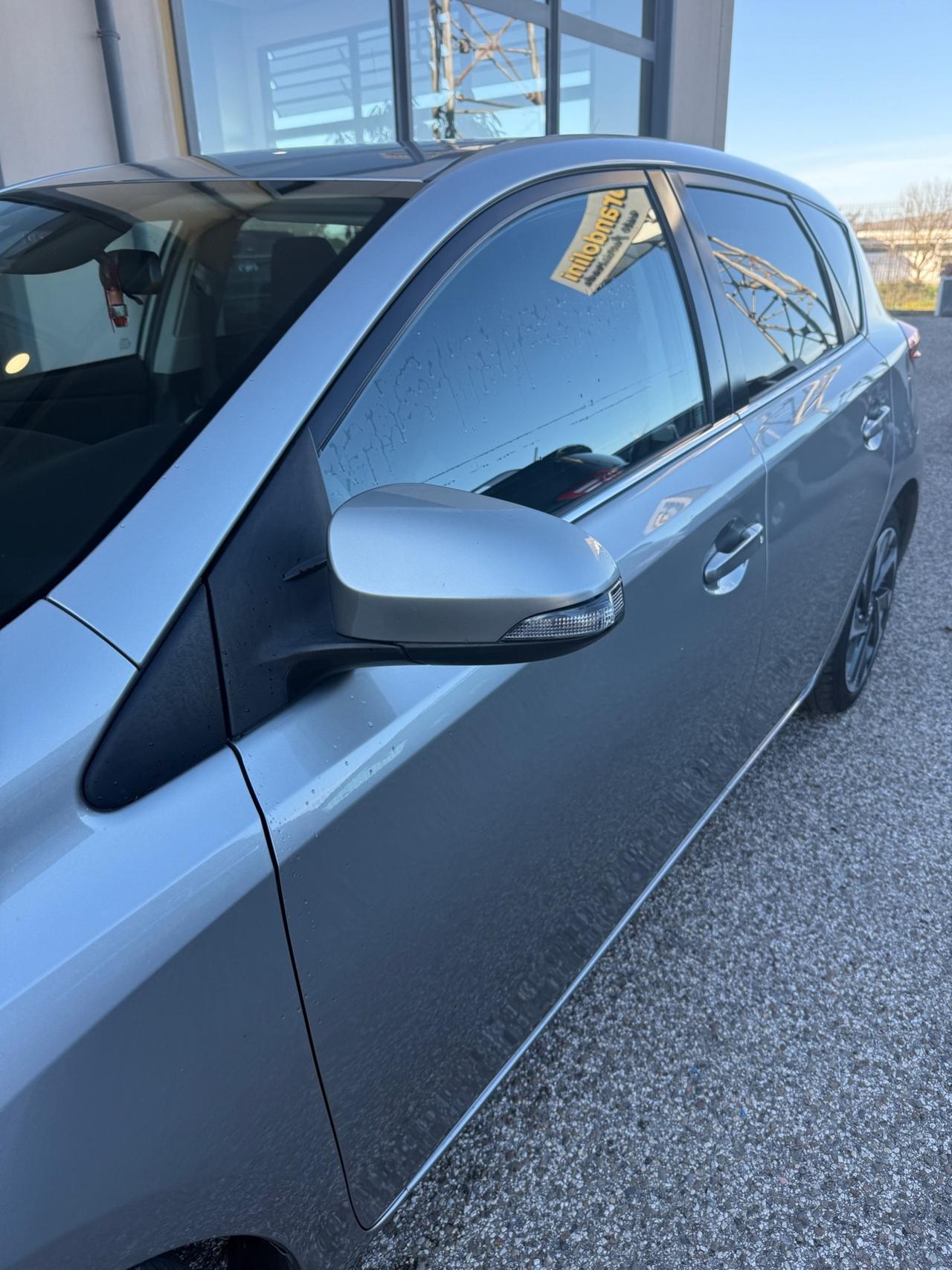 Toyota Auris 1.4 D-4D 90cv LOUNGE my16"