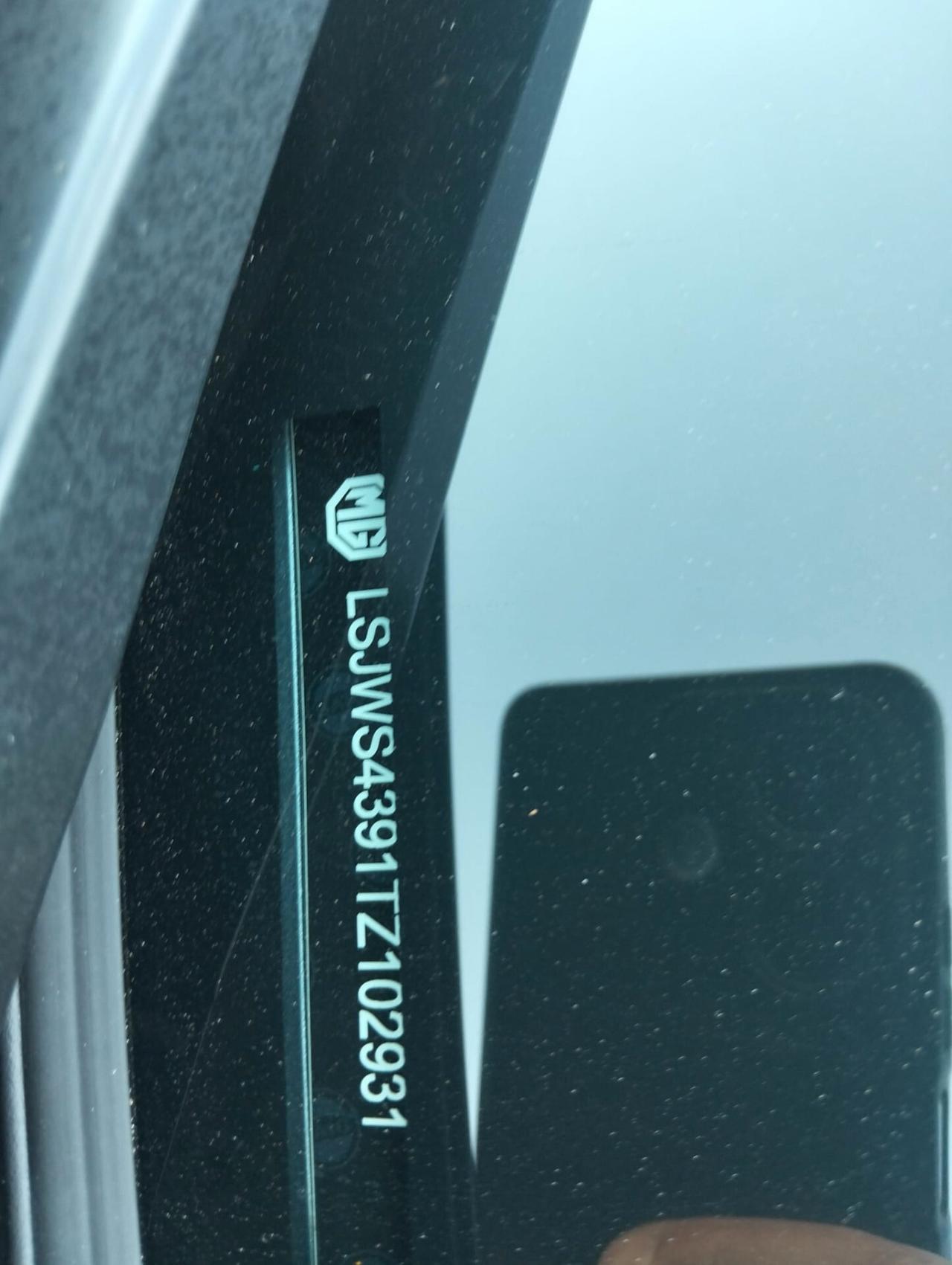 Mg ZS 1.5 Hybrid+ Luxury KM 0