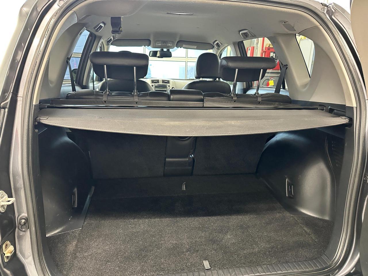 Toyota RAV4 2.2 d-cat Luxury 177cv my09