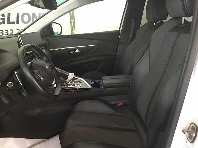 Peugeot 5008 Allure Pack 1.5 HDi 130 cv - Usata