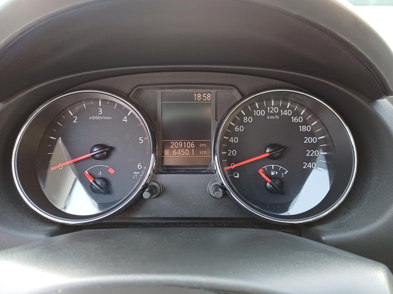 Nissan Qashqai 1.5 dCi DPF Tekna