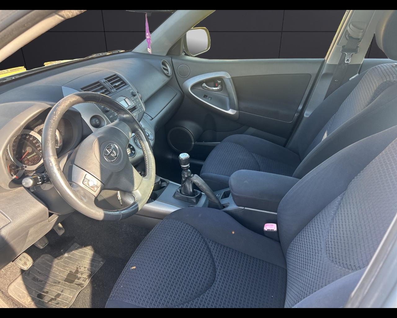TOYOTA RAV4 3ª serie - RAV4 2.2 D-4D 136 CV