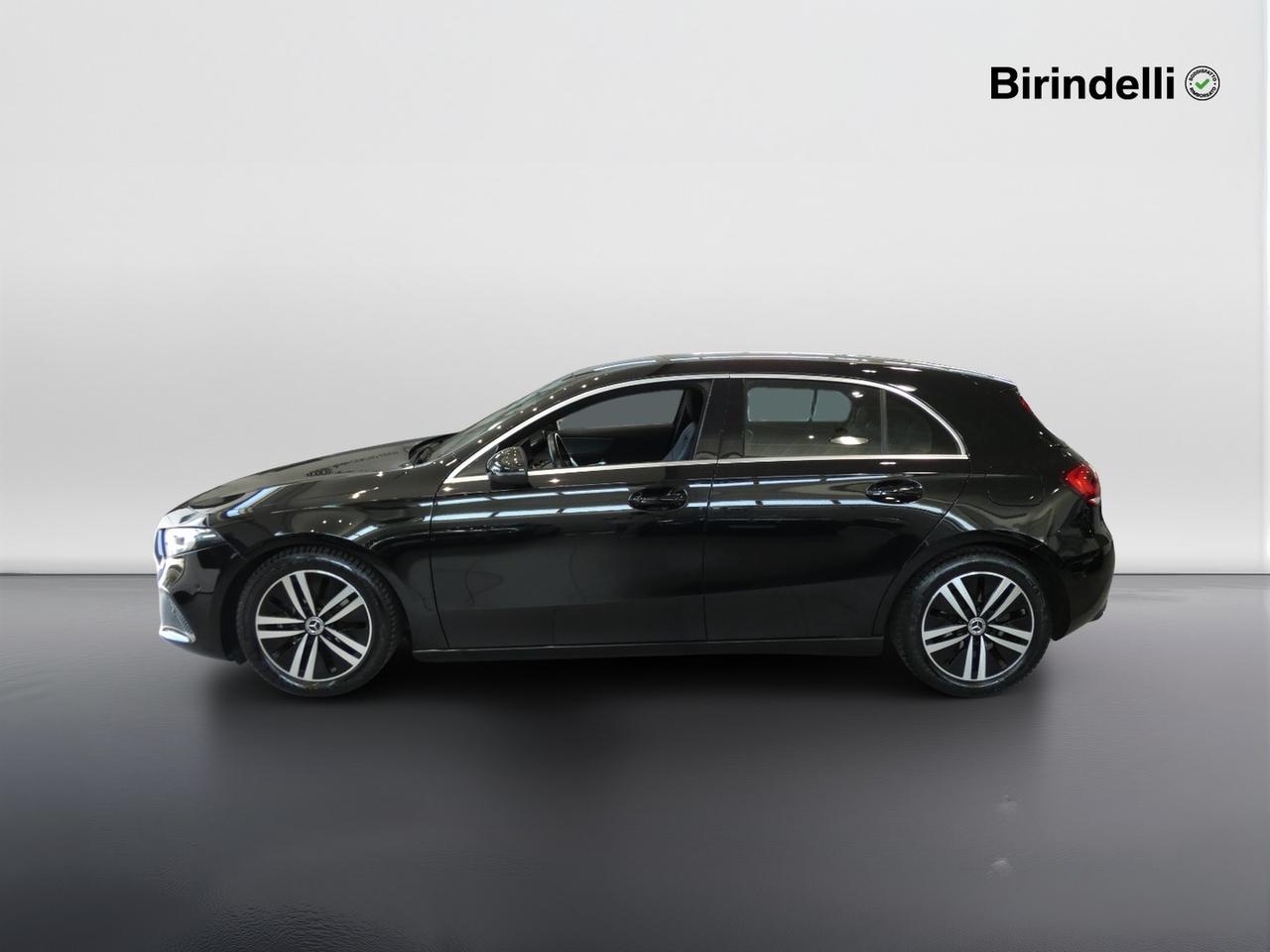 Mercedes-Benz Classe A (W177) - A 180 d Automatic Business