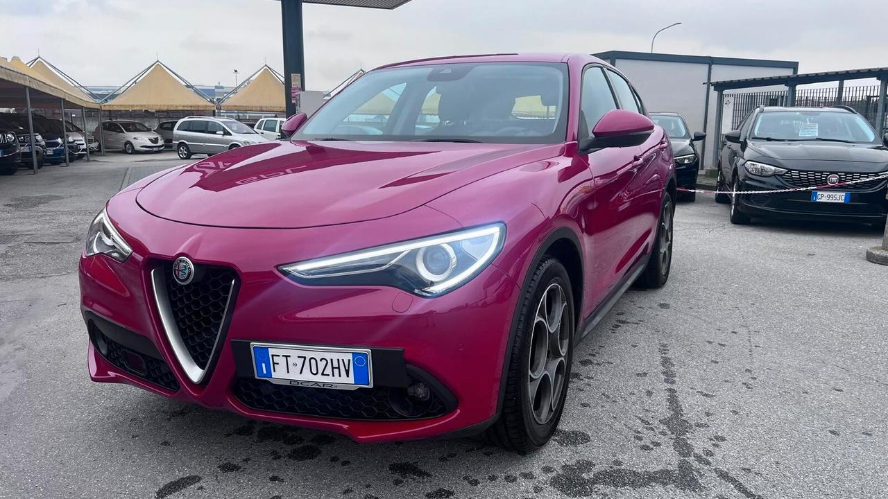 Alfa Romeo Stelvio 2.2 Turbodiesel 150 CV AT8 RWD Business