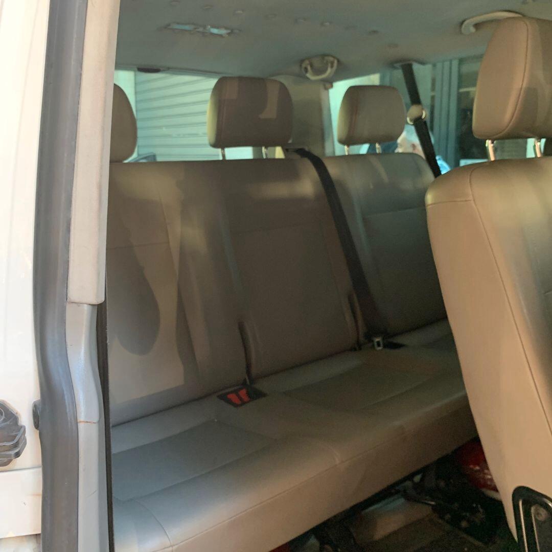 Volkswagen T5 Caravelle minivan