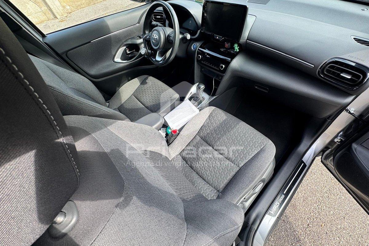 TOYOTA Yaris Cross 1.5 Hybrid 5p. E-CVT Trend