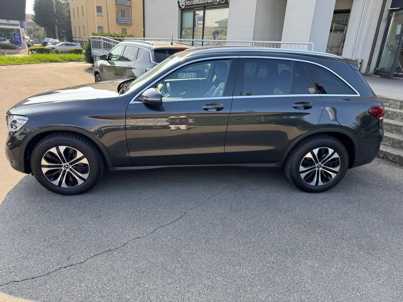 Mercedes-Benz GLC 200 Business #7285