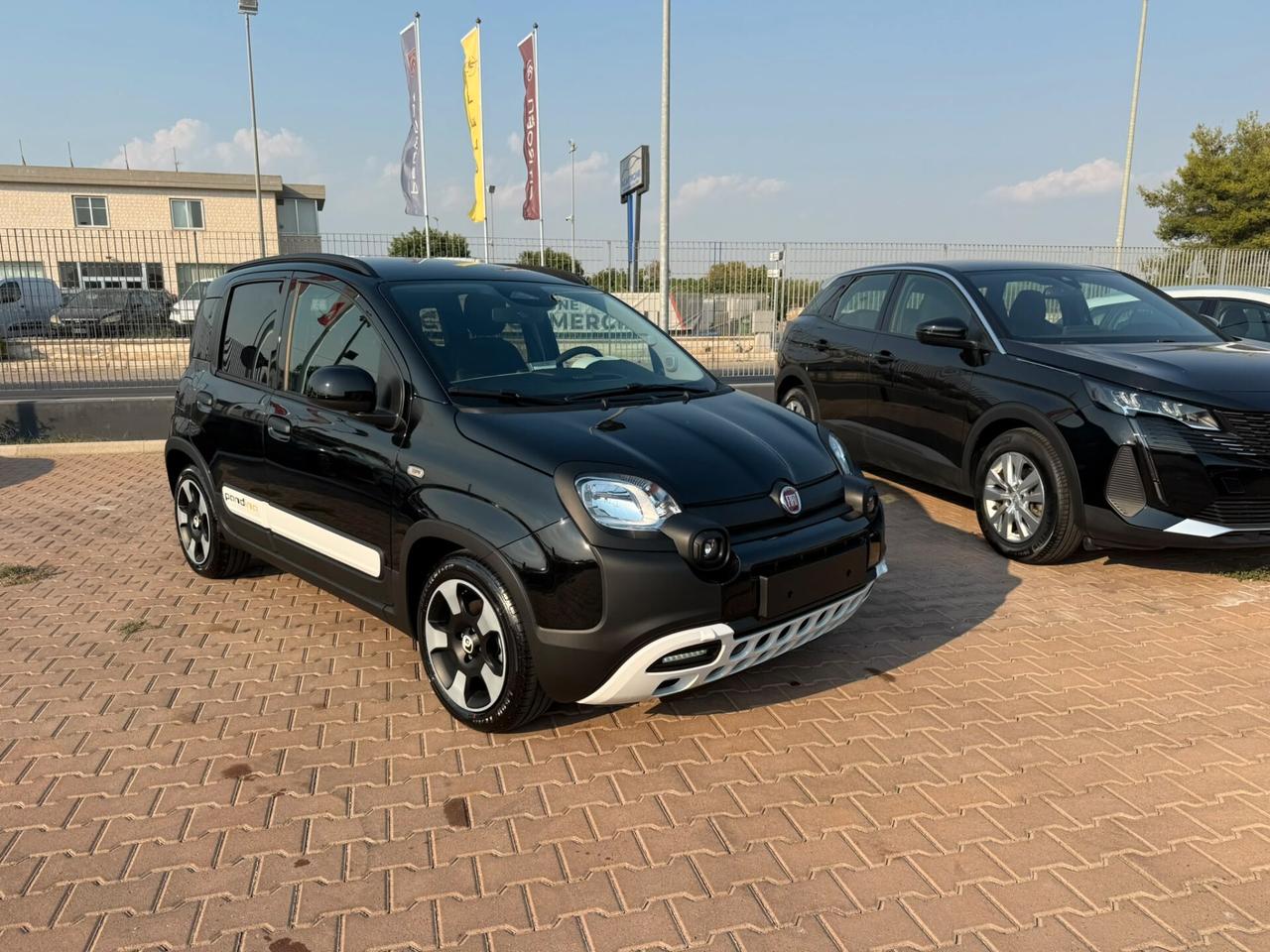 Fiat Panda Pandina 1.0 FireFly 65 CV Hybrid Cross