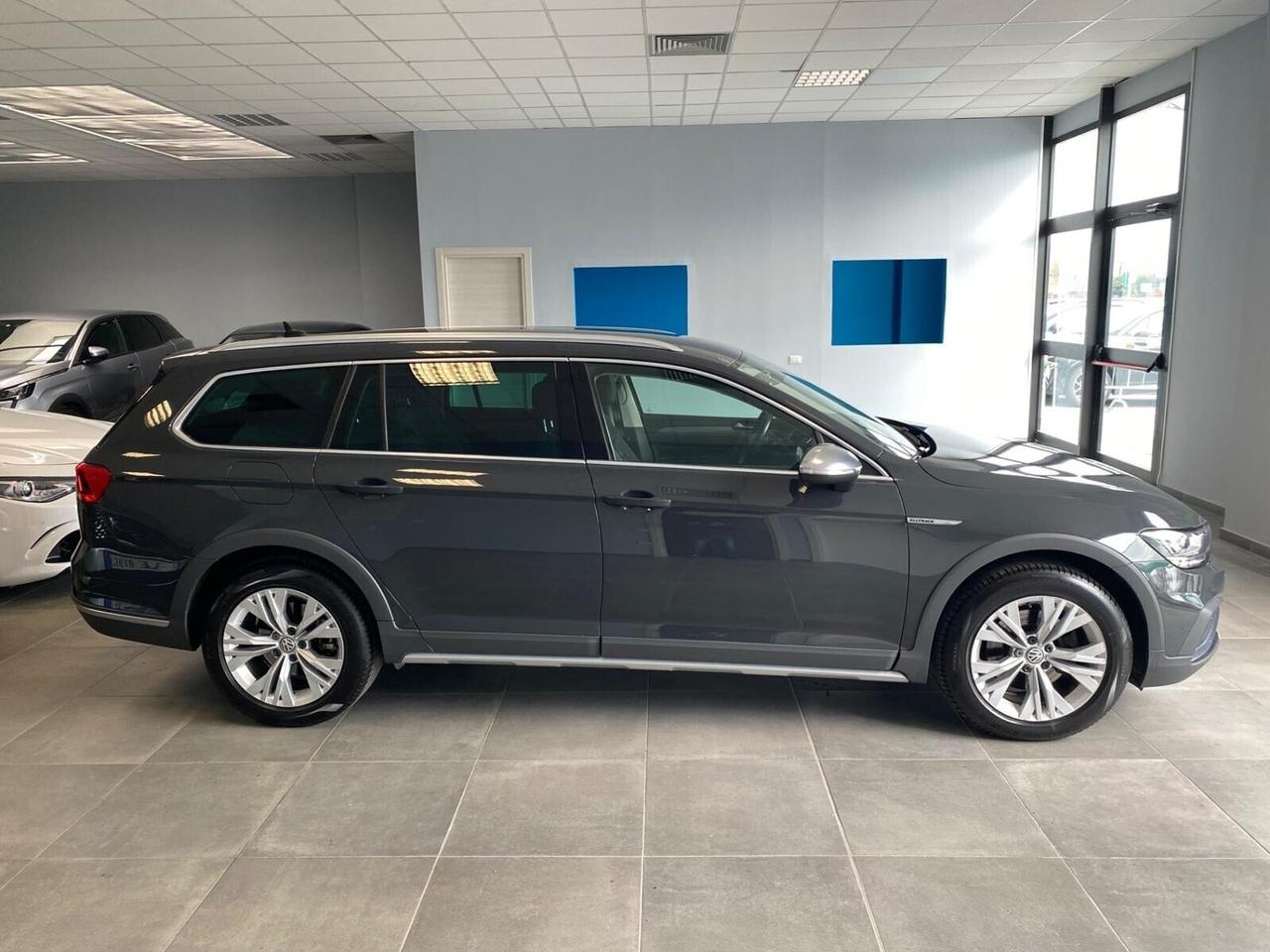 VOLKSWAGEN PASSAT 2.0 ALLTRACK 4MOTION DSG BMT TDI 190CV - FULL LED, VIRTUAL COCKPIT, TAGLIANDATA DA CASA MADRE