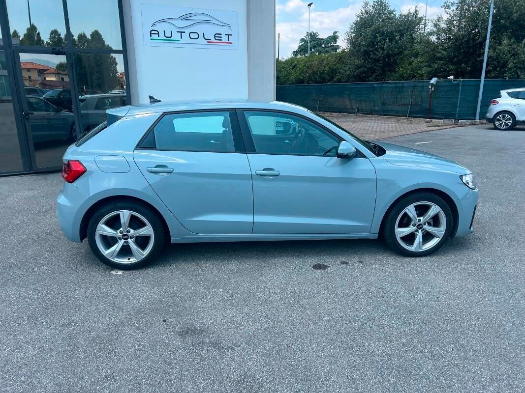 Audi A1 25 1.0 tfsi Admired my20