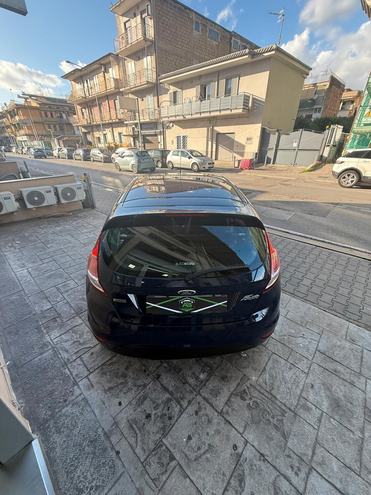 Ford Fiesta 1.5 TDCi 75CV 5 porte