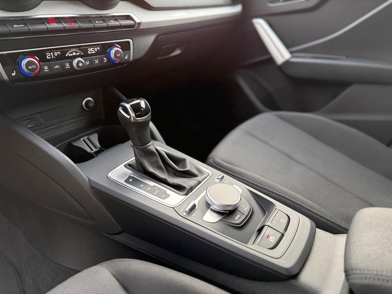 Audi Q2 30 TDI 116 CV S-tronic Business