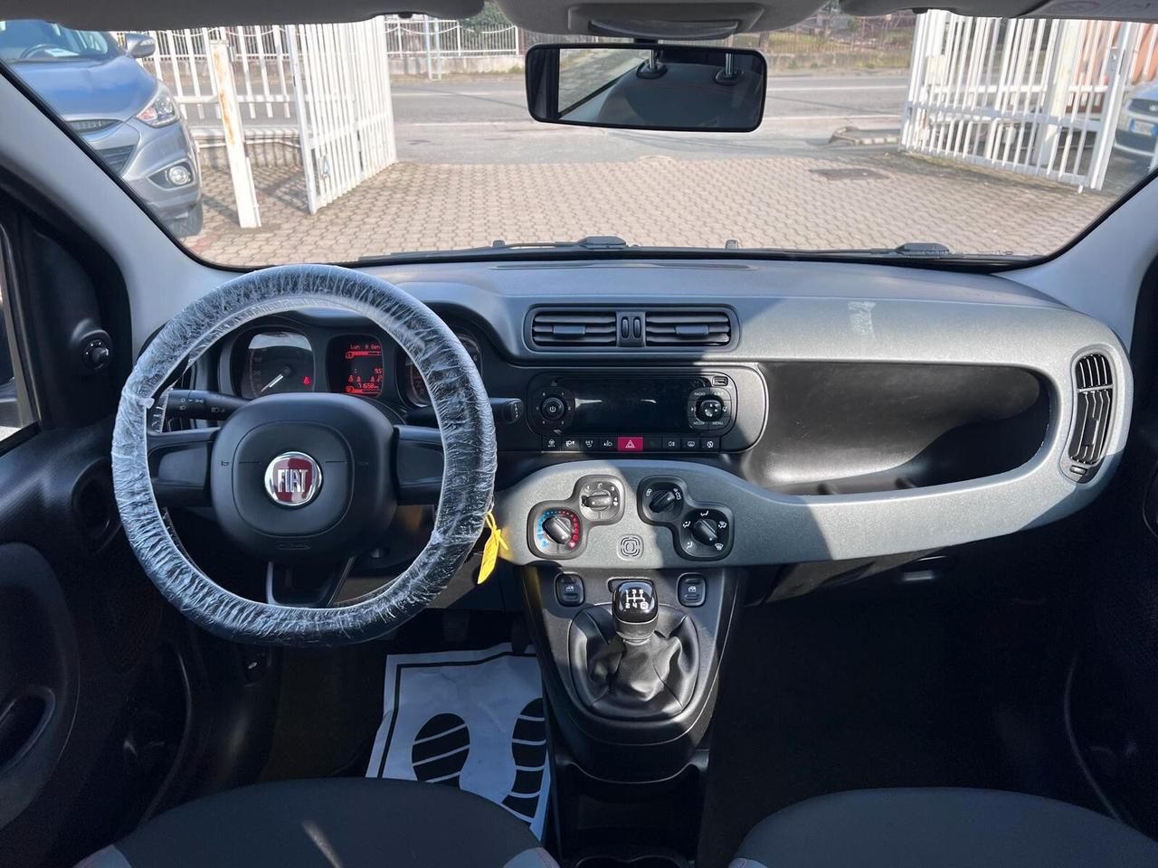 Fiat Panda 1.2 Connected by Wind