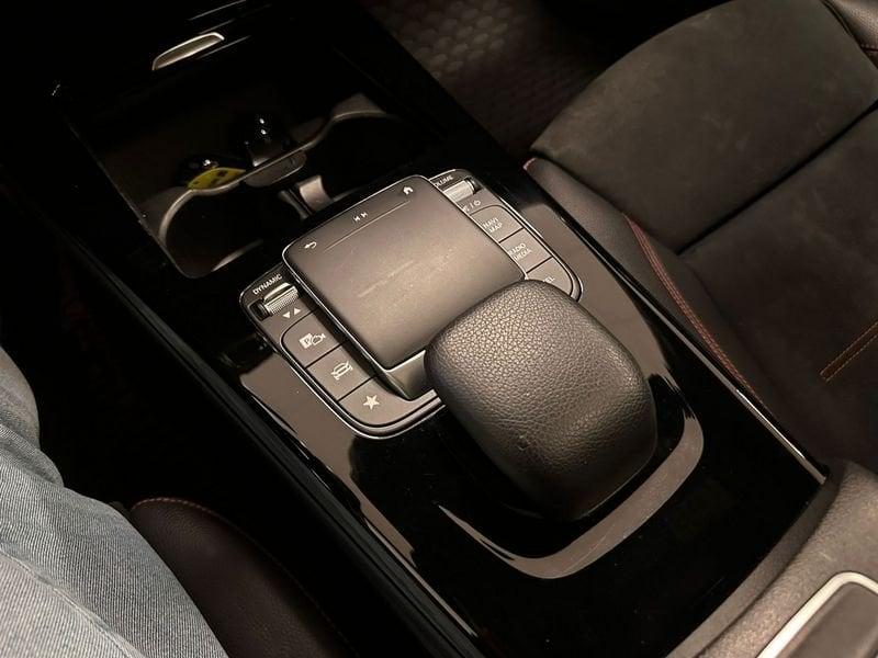 Mercedes-Benz Classe A A 180 Premium Night edition auto