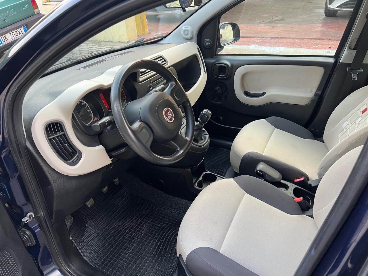 Fiat Panda 1.2 benzina 69cv Lounge 2016
