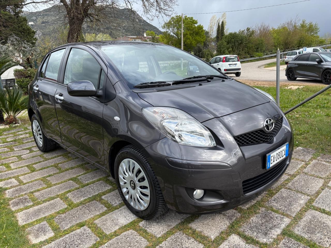Toyota Yaris 1.3 5 porte Sol-2010"KM CERTIFICATI"
