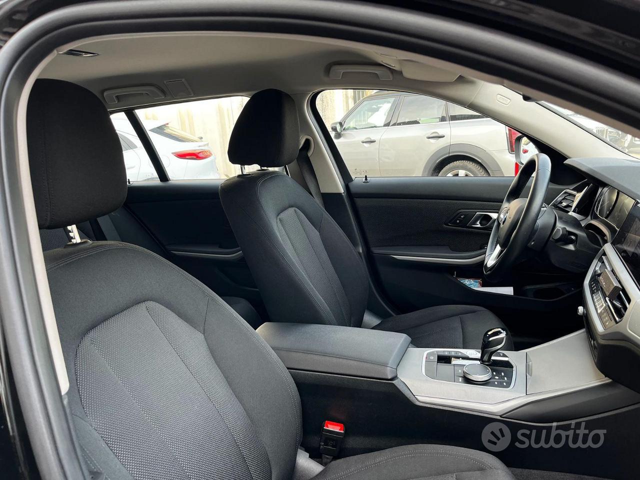 BMW 318D 48V TOURING BUSINESS