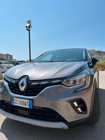 Renault Captur Plug-in Hybrid E-Tech Intens