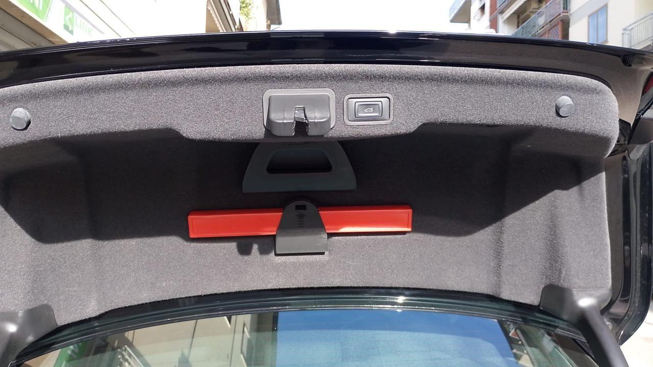 Audi A8 3.0 TDI 250 CV clean diesel quattro tiptronic