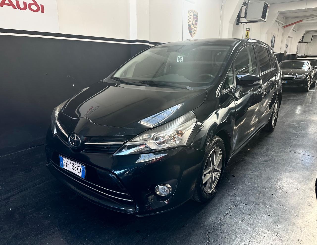 Toyota Verso 1.6 D-4D euro6B FULL OPTIONAL – 68.000 KM – TETTO PANORAMICO – PARI AL NUOVO 1proprietario