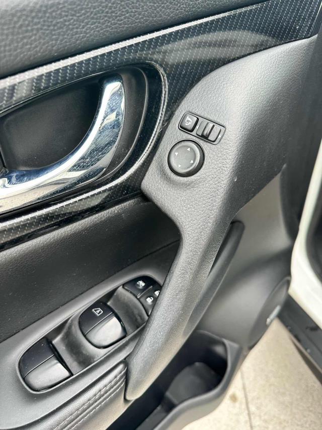 NISSAN X-Trail 2.0 dCi 4WD Tekna