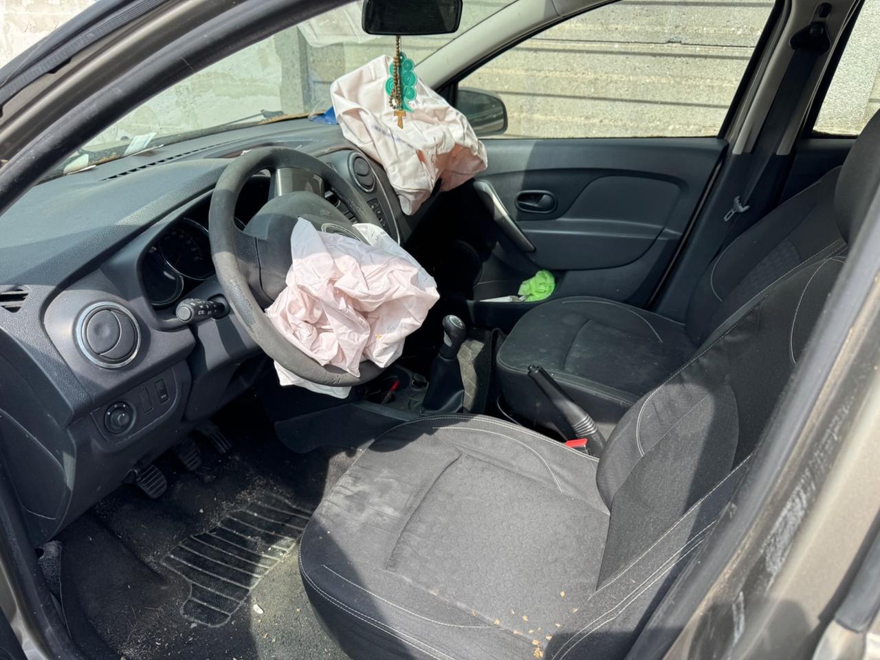 DACIA SANDERO 1.2 BENZINA SINISTRATA