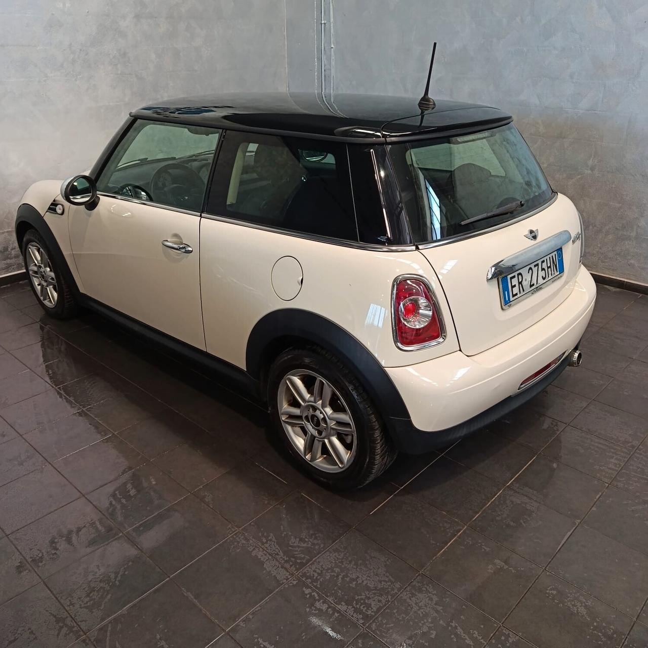 Mini Cooper D NEOPATENTATI
