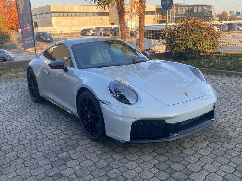 Porsche 911 911 Carrera 4 GTS 541 CV (992.2)