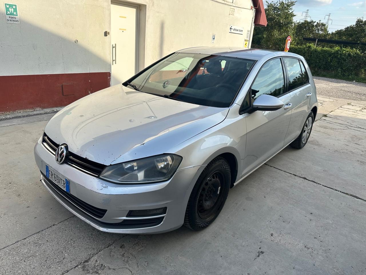 Volkswagen Golf 1.6 TDI 5p. Trendline - 2013