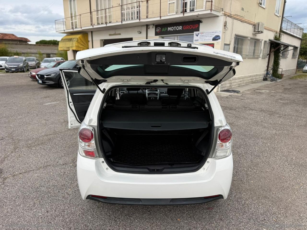 TOYOTA Verso 1.6 D-4D Style 7 posti