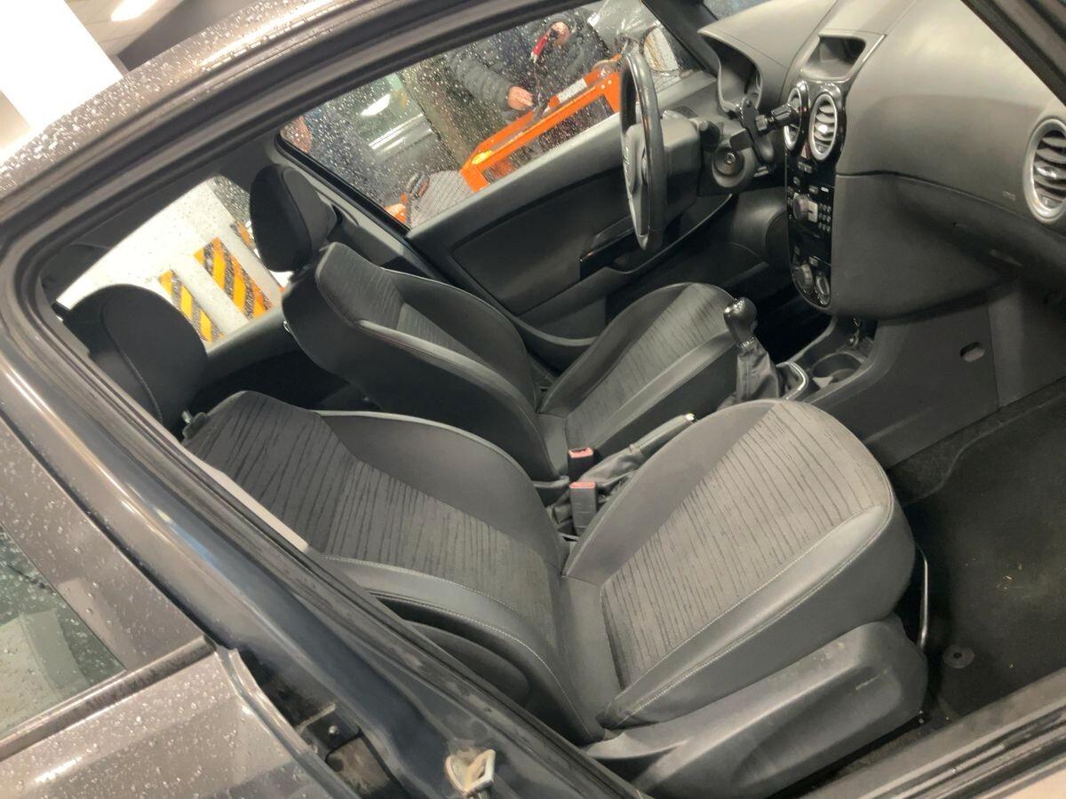 Opel Corsa 1.2 5 porte Edition