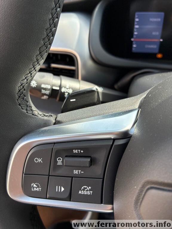 Jeep Avenger 1.2 Turbo 110 CV MHEV Summit bicolor km0