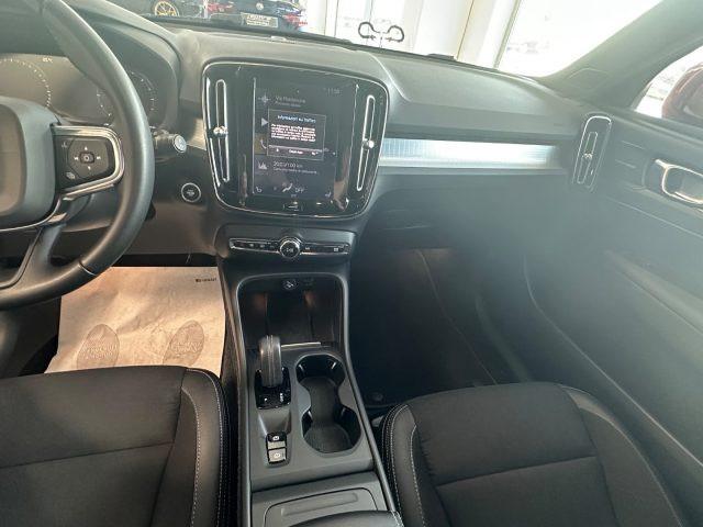 VOLVO XC40 D3 AWD Geartronic Momentum