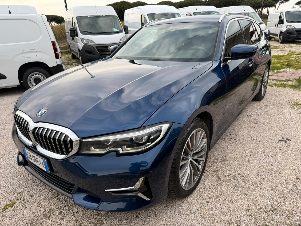 Bmw 320d xDrive Touring Luxury AUT - FULL OPTIONAL!
