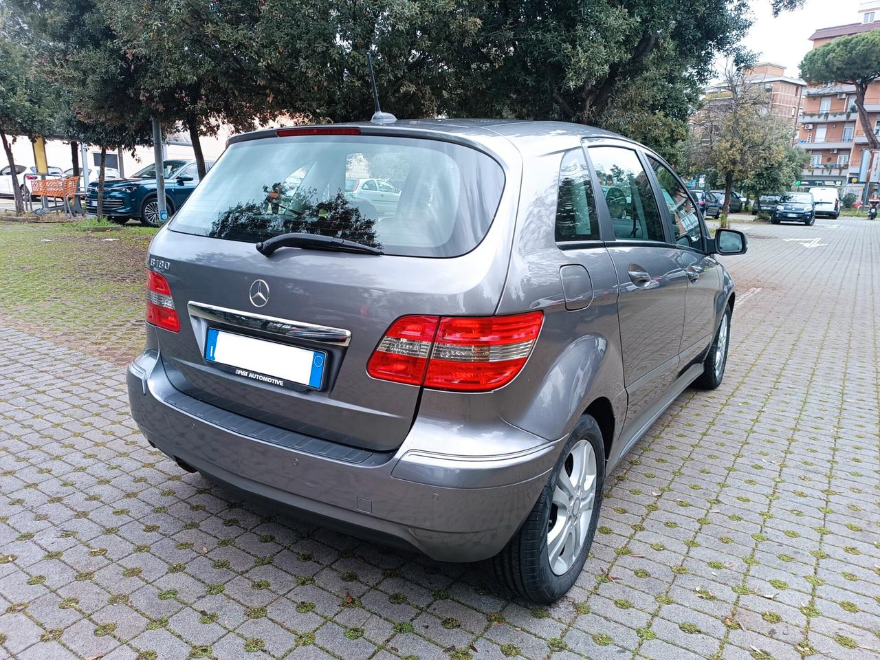 Mercedes-benz B 180 BlueEFFICIENCY Executive