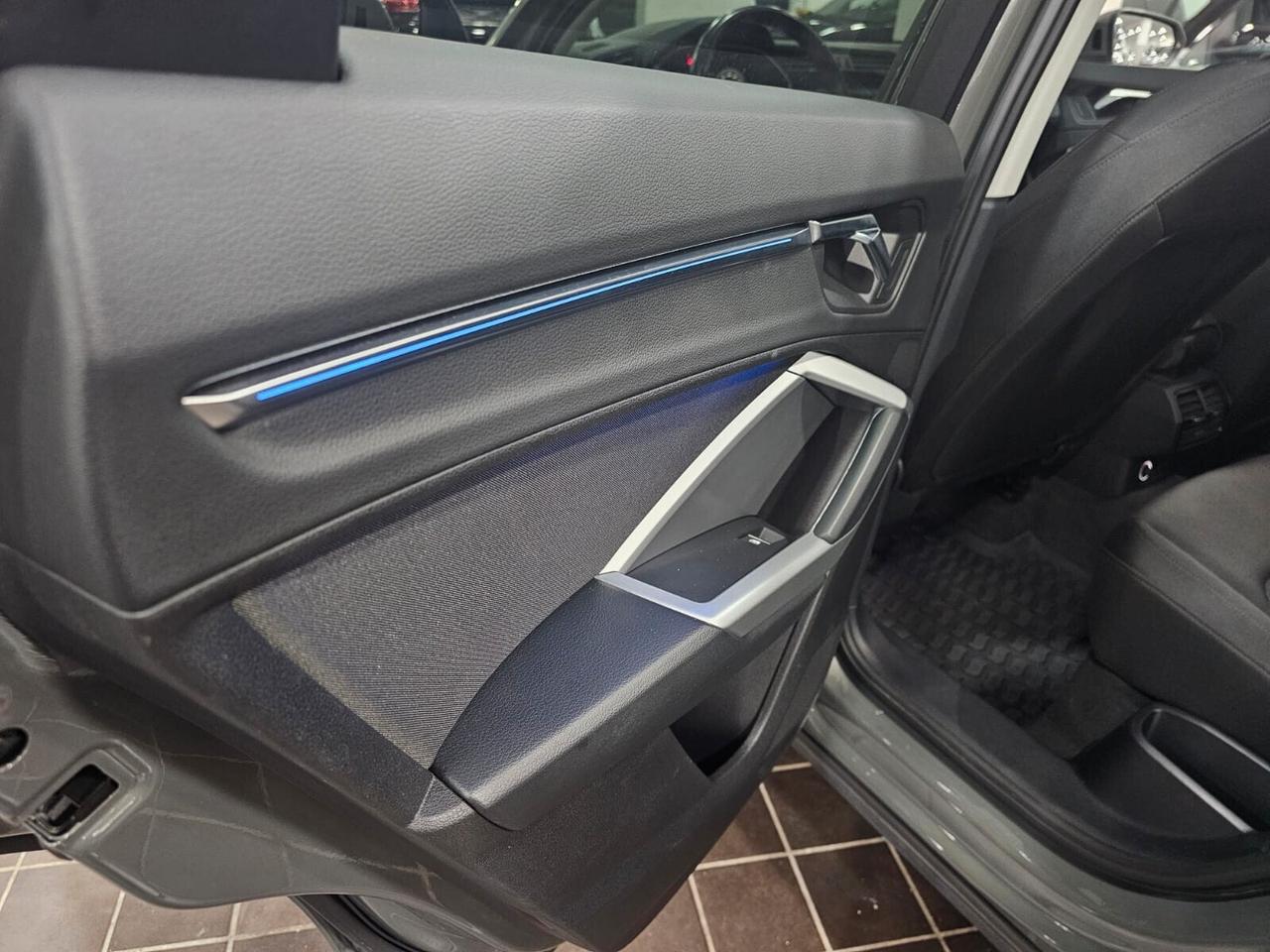 NUOVA AUDI Q3 SPORTBACK 35 TDI 150CV S-TRONIC S-LINE