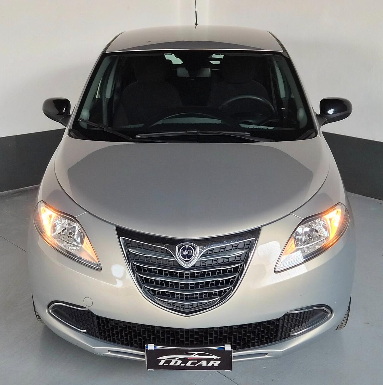 Lancia Ypsilon 1.2 69 CV 5 porte S&S Gold