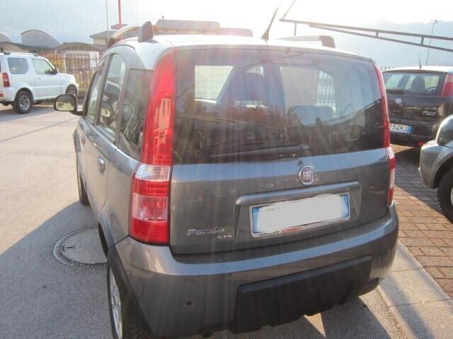 Fiat Panda 1.3 MJT 16V DPF 4x4 Climbing