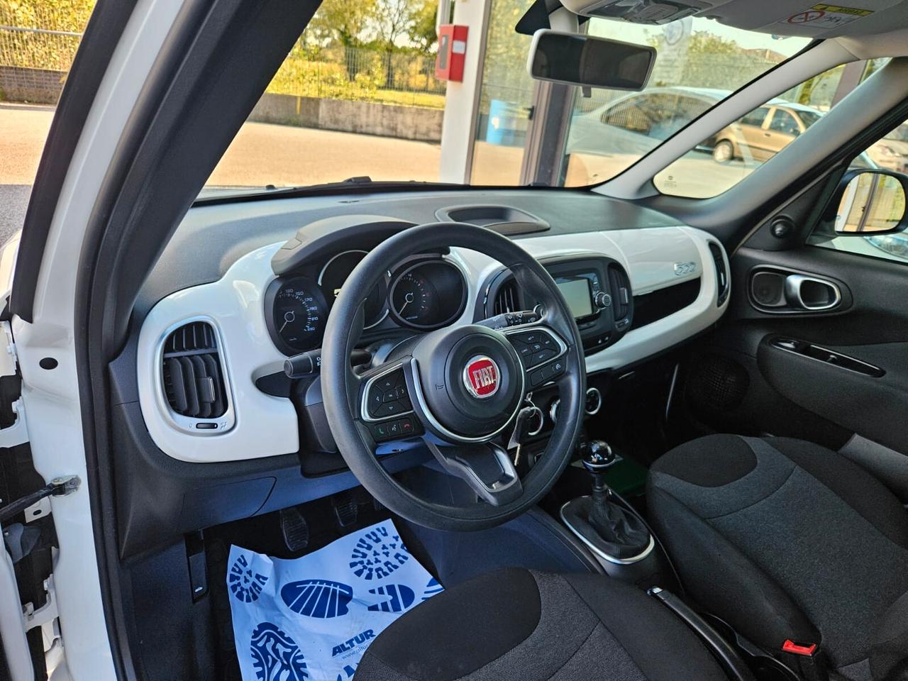 Fiat 500L 1.3 Multijet 95 CV Business ** 39500 km **