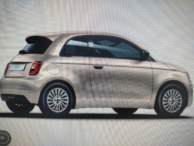 FIAT 500 Berlina Hybrid Pop km0 PROMO
