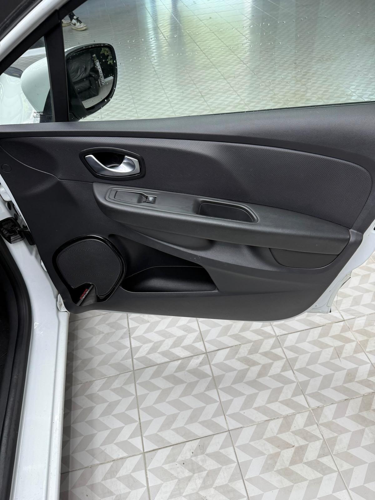Renault Clio dCi 8V 75CV Start&Stop 5 porte Energy Life