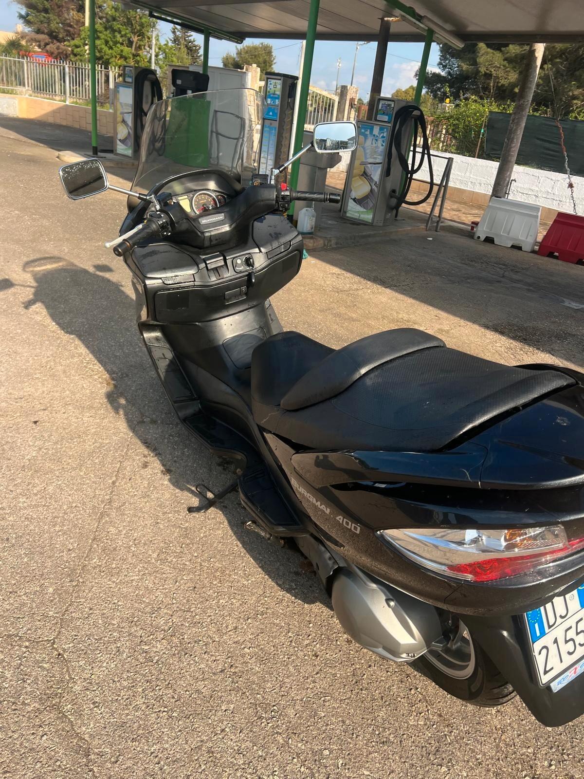 Suzuki Burgman 400