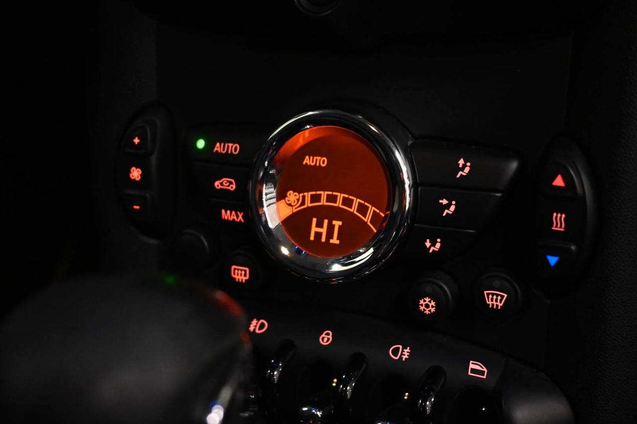 MINI Mini Clubman (R55) Mini 1.6 16V Cooper Cl...