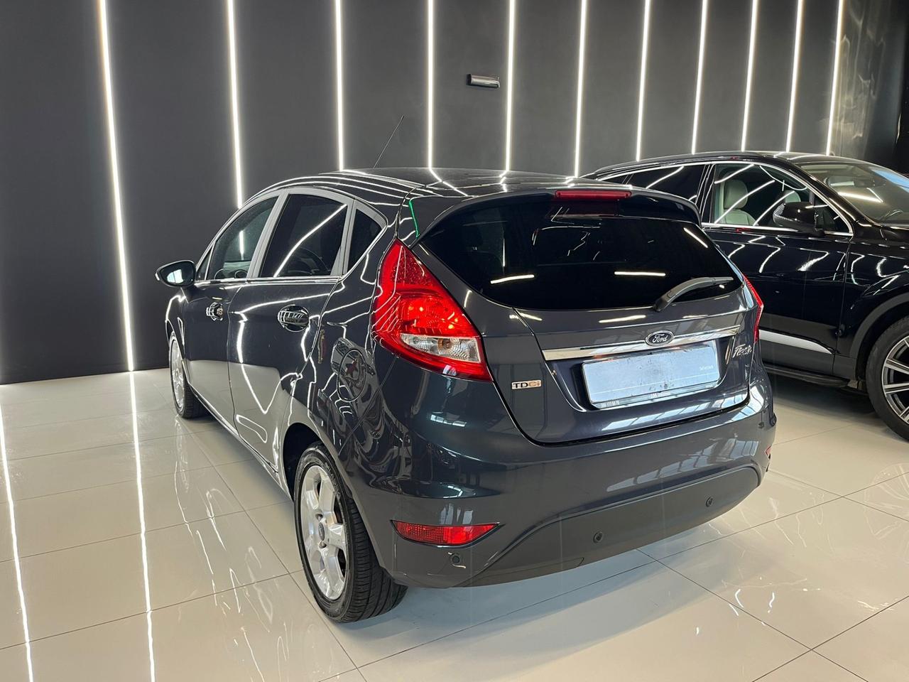 Ford Fiesta 1.4 TDCi 5p. Titanium OK NEOPATENTATI