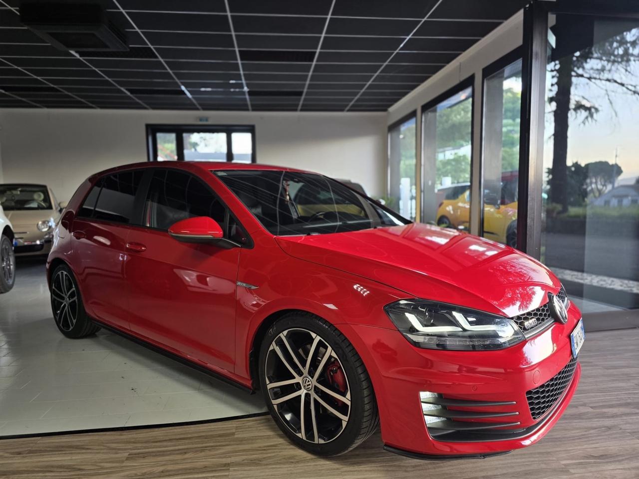 Volkswagen Golf GTD 2.0 TDI 5p. BlueMotion Technology