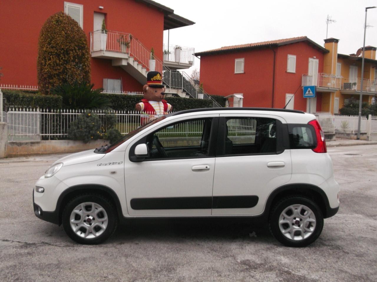 Panda ''Trekking'' 1.0 Turbo Metano Neop. 2013